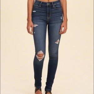Hollister Hi-Rise skinny jeans